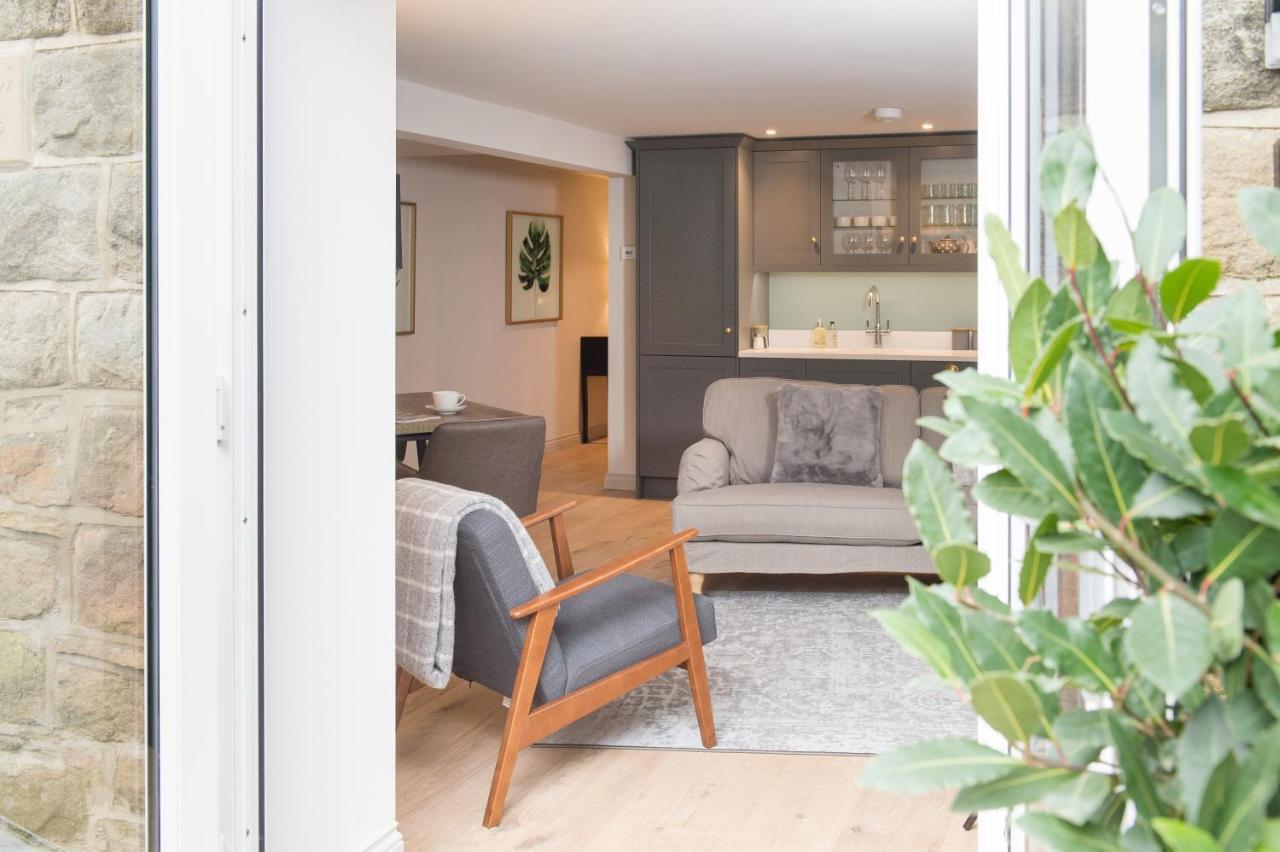 The Burrow By Harrogate Serviced Apartments ภายนอก รูปภาพ