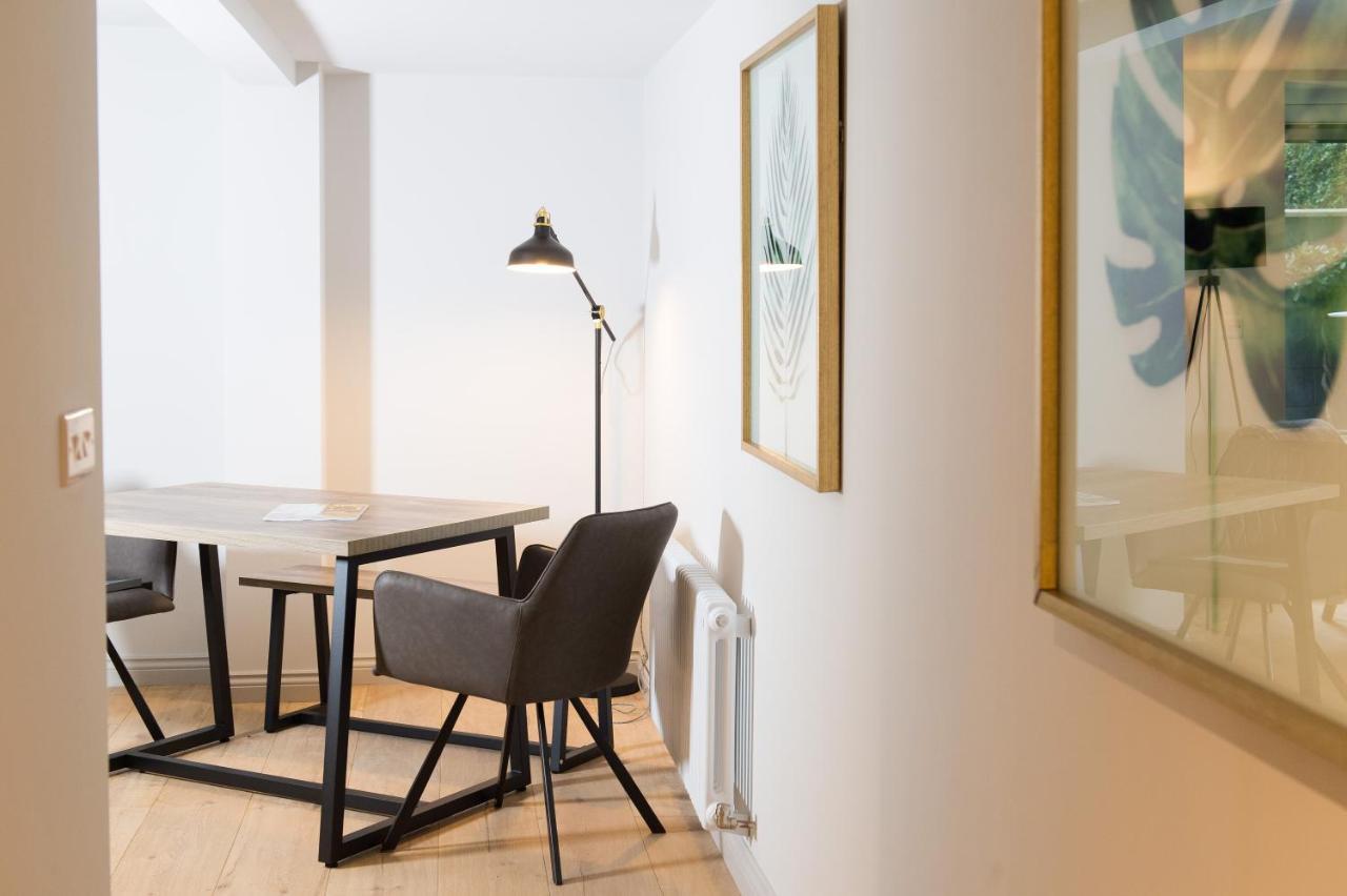 The Burrow By Harrogate Serviced Apartments ภายนอก รูปภาพ
