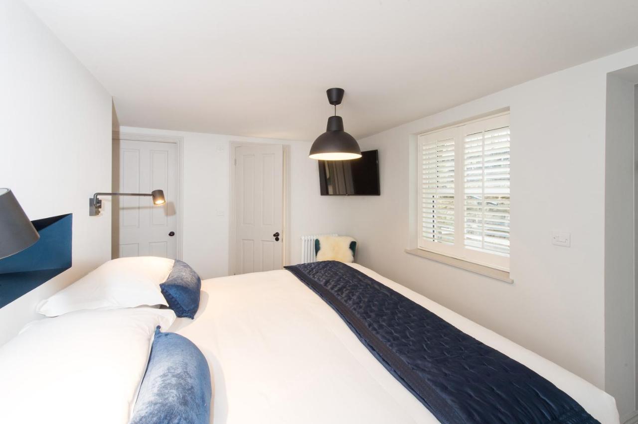 The Burrow By Harrogate Serviced Apartments ภายนอก รูปภาพ